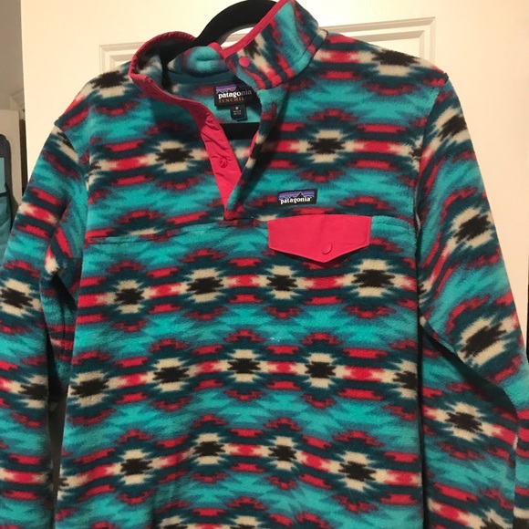 patagonia patterned quarter zip